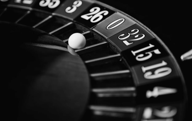 Live Blackjack ကာစီနို ကတ်ဂိမ်း Dealer နှင့် မြန်မာ